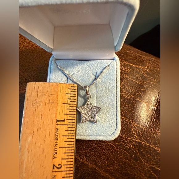 Diamonique Vintage 925 Sterling Silver and CZ Star Necklace - Picture 5 of 5